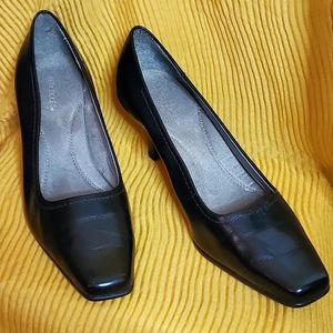 Aersoles Black Dress Pumps 8.5